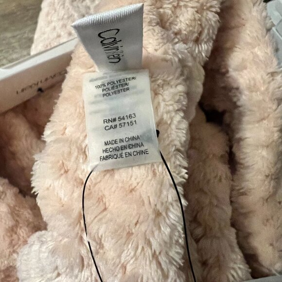 Calvin Klein Light Pink Infinity Scarf (very Soft) - Picture 5 of 7